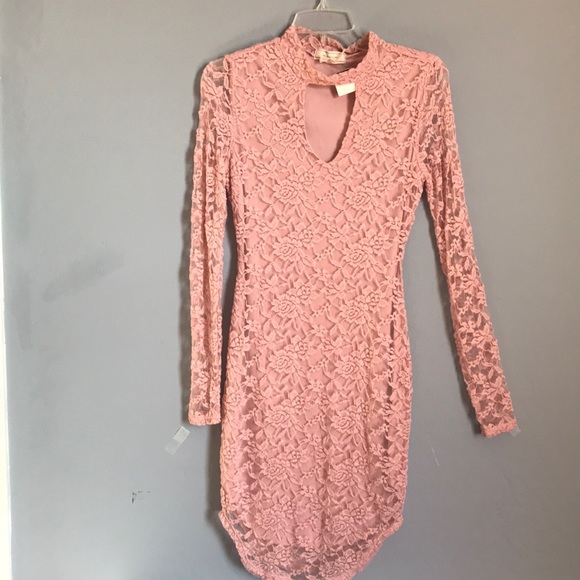 No Comment Dresses & Skirts - No comment ny.la Pink floral lace junior dress